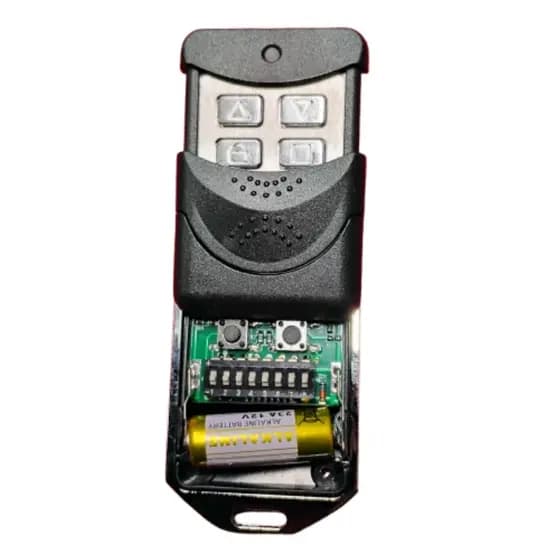 1 CONTROLE REMOTO ANALÓGICO COM MICROS CHAVES DE 1 A 8 PARA CODIFICAÇÃO PARA MOTOR DE PORTAS DE AÇO AUTOMÁTICA DE ENROLA