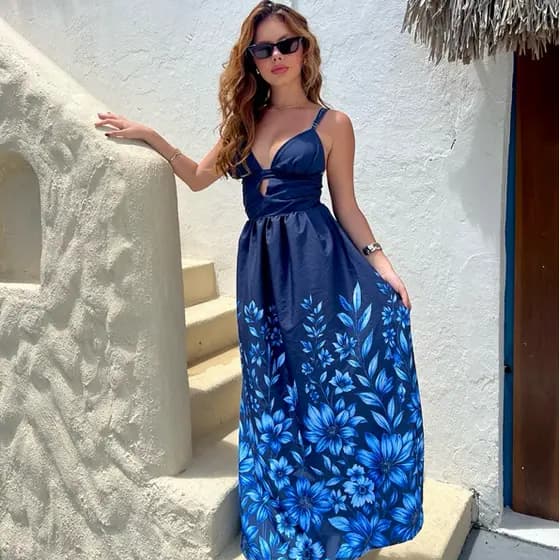 Vestido Feminino Longo Floral Verão com Decote e Recorte Elegante
