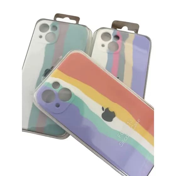 Capinha de Silicone Premium para iPhone 13 – Design Listrado Moderno | Proteção e Estilo