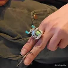 Conjunto de Joias com Molinete de Pesca em Miniatura, Colar com Pingente de Molinete Giratório e Chaveiro, Presente para