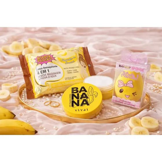 kit lenço demaquilante banana,esponja chanfrada e pó facial translúcido.