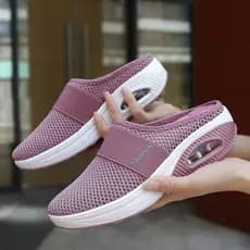 Chinelos retrô femininos de alta qualidade Cunha antiderrapantes de sola grossa sapatos retrô casuais mais Corre