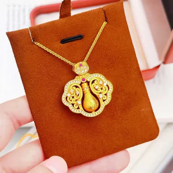 [Estoque pronto] Golden Shop Areia Ouro Jóias Oco Auspicioso Nuvem Ponto Escovado Diamante Ouro Aquário Pingente Colar S