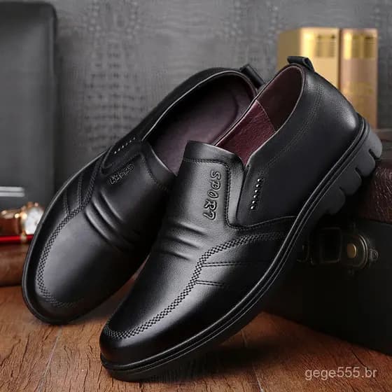 Sapatos masculinos de couro macio, sola macia, antiderrapantes, estilo casual para negócios.
