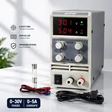 Fonte Ajustável DC 30V 5A Bivolt 110V 220V Alta Precisão Display Digital Triplo Estável Profissional Laboratório Eletrôn