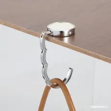 2 Conjuntos de Ganchos de Bolsa Dobráveis para Mulheres Suporte de Mesa para Mini Bolsa (Design Branco)