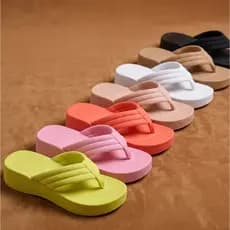 Sandália Feminina Plataforma Flatform Nuvem Tiras Acolchoadas Puffer Premium Conforto Leve