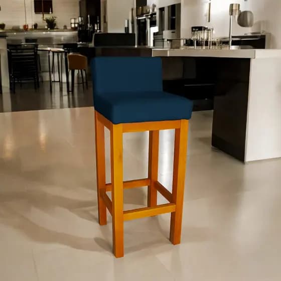 Banqueta Alta com Encosto Decorativa para Balcão Bar Cozinha Americana Bistrô Adhara Veludo Imperial