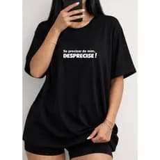 Camiseta Feminina Divertida Frase “Se Precisar de Mim, Desprecise!” – Estampa Humor engraçada– Algodão Casual