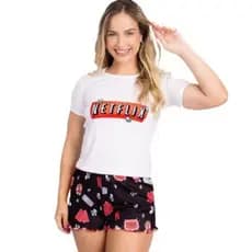 Conjunto de pijama feminino dia a dia manga curta e shorts com estampa NETFLIX