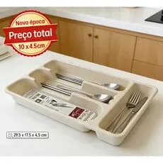Organização da cozinha: caixas para guardar talheres, bandejas extensíveis e organizadores de louça.