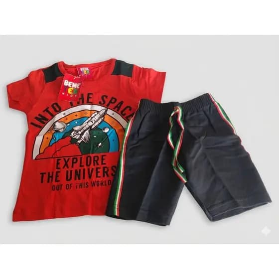 Conjunto Infantil Menino Camiseta Vermelha Espaço + Bermuda Preta Tamanho 1 Ano