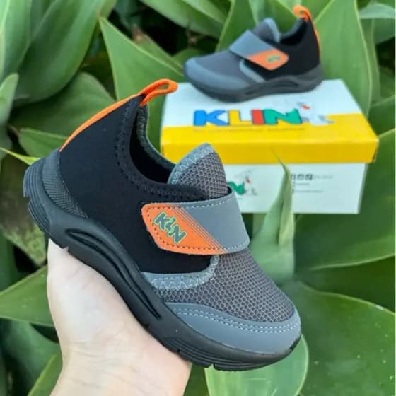 Tênis Klin Infantil Menino Calce Fácil Slip On Confortável Leve Original Conforto Leve Antiderrapante Casual Dia a Dia