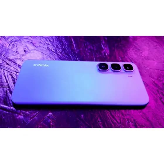 Infinix Hot 60 Pro+ LTE – Dual SIM – Display 6.78" – 8GB RAM Expansível – 256GB de Armazenamento