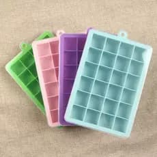 Forma de Gelo em Silicone com Tampa – 24 Cubos Flexíveis, Livre de BPA