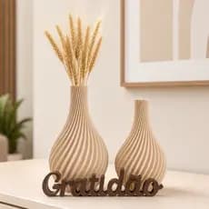 Kit Vaso Decorativo Enfeite Letreiro Gratidão Deus Família Quarto Sala Mesa Rack Planta Artificial