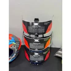 Expositor de Viseira de Capacete Suporte para Viseiras de Moto Display para Oficina e Colecionador