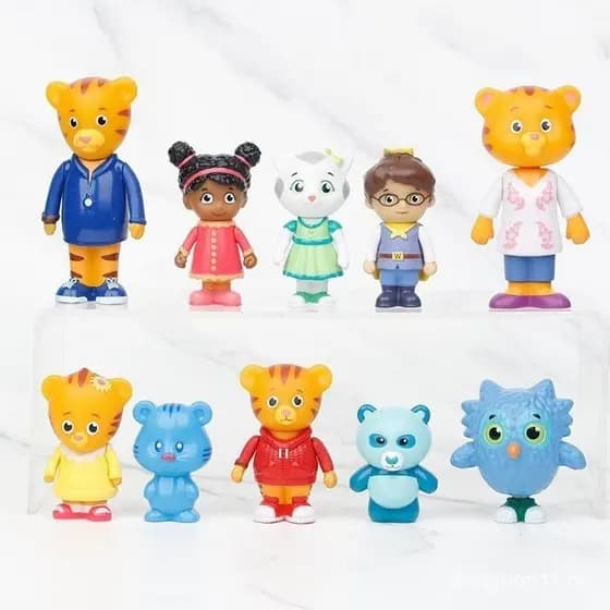 Bonecos Do Bairro Tigre Daniel Katerina Kittycat A Coruja Miss Elaina Príncipe Quarta-Feira Figuras Brinquedos Infantis