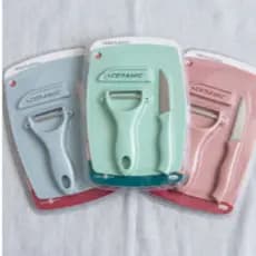 Kit Cozinha 3 Peças Tábua Plástica Faca e Descascador de Legumes