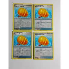 Kit 4 Pingente Grande Reverse Foil 158/202 NM Espada e Escudo (2002) Pokémon Estampas Ilustradas TCG Trading Card Game