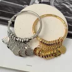 Bracelete Feminino 10 Mandamentos Verniz italiano Banhado a Ouro Pulseira Religiosa Elegante