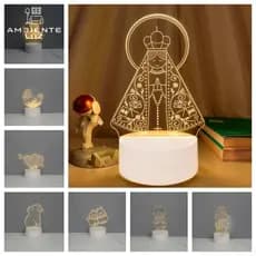 Luminária Abajur 3D Led Acrílico De Mesa Criativo Tomada Branco Luz Noturno 3D Santinha Coração