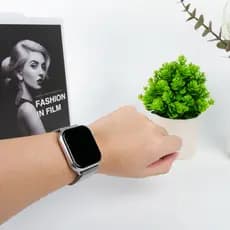 O Novo smartwatch S11Mini Série 11 Feminino Com Tamanho De 38-41 Mm É Adequado Para Pulsos Finos . Melhor Presente De An