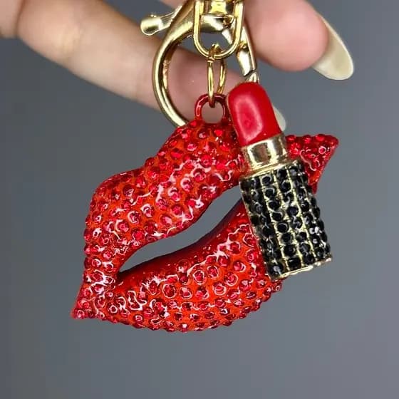Chaveiro Luxo Boca com Batom de Strass Feminino