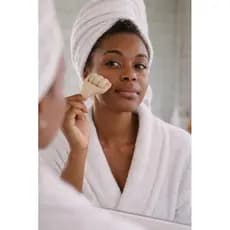 Massageador Facial 3D com 3 Rolos em PLA – Anti Inchaço, Relaxamento Facial, Drenagem e Skincare
