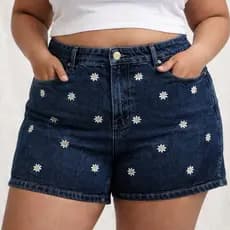 Short Jeans Feminino Bordado 54 ao 36 com Bolso Frontal Sem Lycra