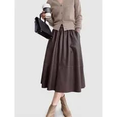 [Estilo mais vendido] Saia de couro drapeado Saia feminina de comprimento médio Saia grande evasê Saia elástica elegante
