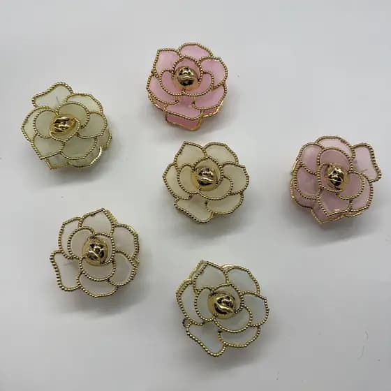 Piranha de Cabelo Flor Grande Feminina Presilha Garra Prendedor
