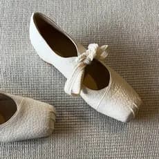 Versão em pele de carneiro~ Sapatos Mary Jane femininos delicados e elegantes com cadarço, sapatos de balé de bico quadr