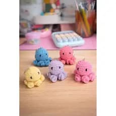 Chaveiro amigurumi polvo choche mini