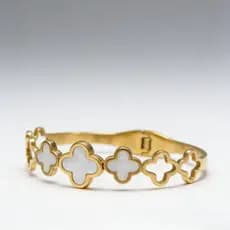 Pulseira Trevo Branco Feminina Estilo Moderno & Elegante