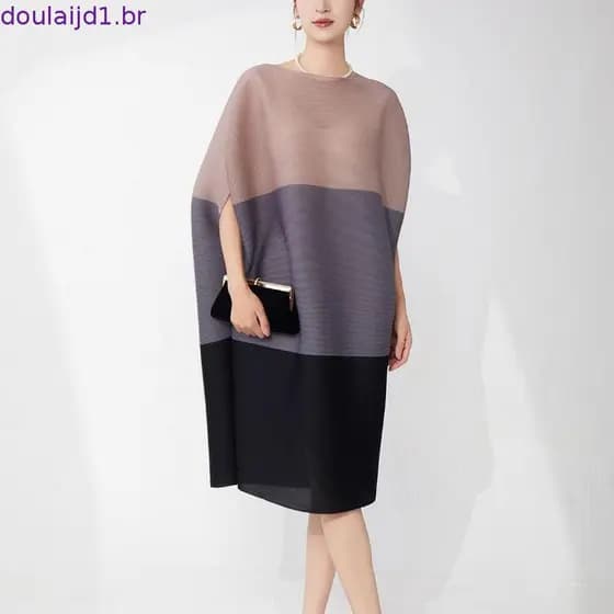 VARLA CLASSY PLEATS OVERSIZED TOP UP E Para Baixo Estilo Coreano Pronto Coleção PREMIUM BANGKOK BKK