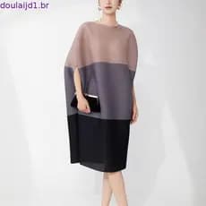 VARLA CLASSY PLEATS OVERSIZED TOP UP E Para Baixo Estilo Coreano Pronto Coleção PREMIUM BANGKOK BKK