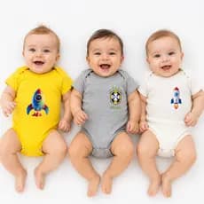Kit 3 Body Manga Curta Estampados Sortidos Bebe Masculino ou Unissex Recém Nascido P ao GG