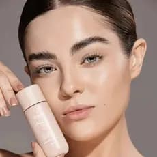 Base Líquida Catharine Hill 40ml com Alta Cobertura e Efeito Matte