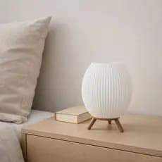 Luminária de Mesa 3D Moderna - Abajur Pequeno com Vela LED a Pilha Inclusa - Não Usa Tomada Decoração Quartos e Salas