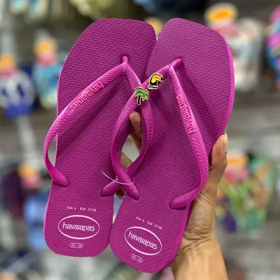 CHINELO HAVAIANAS SLIM SQUARE LOGO POPUP + PINGENTE - ORIGINAL