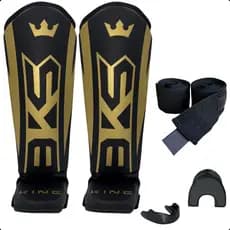 Kit BKS Caneleira Muay Thai MMA Kickboxing Sparring Treino + Bandagem 3m ou 5m + Protetor Bucal Moldável