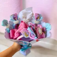 Kit Buquê de Laços Luxo Tema Sereia com Pérolas Infantil Elegante Cabelo Menina Presilha Bico de Pato