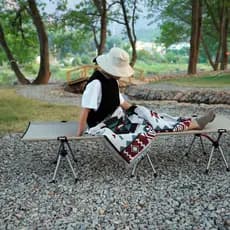Cama de acampamento dobrável ao ar livre portátil ultraleve cama de acampamento em liga de alumínio