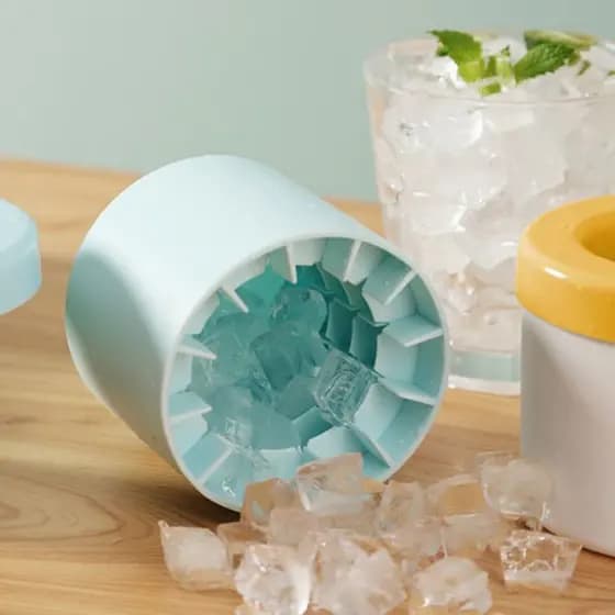 Forma de Gelo em Silicone com Tampa Tipo Balde para Alimentos, Livre de BPA, Fácil Desmoldagem