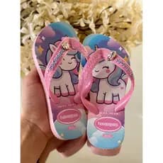 Sandália menina Chinelo Infantil  Personagem Fofo Antiderrapante Leve Confortável Kids crianças frete grátis