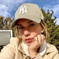 Boné NY City Nude Logo Branco Feminino Masculino Alta Qualidade Veste super bem Moda Verão Costuras Reforçadas
