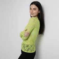 Blusa Feminina em Renda Poliamida Manga Longa Transparente – Segunda Pele Elegante