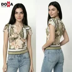 Kit 3 Blusas Femininas Estampadas em Linha Leve com Decote V e Torção Frontal