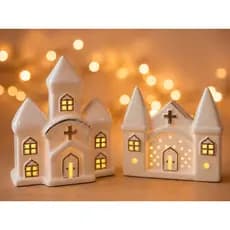 Casa, Igreja De Vila de Natal em Porcelana Com Luz Amarela — Casinha, Igreja de Vila Natalina Com Led